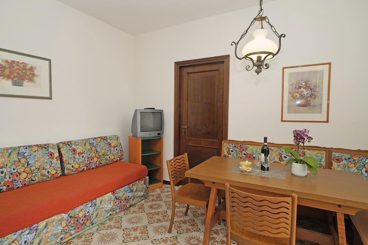 Residence Arca Bardolino Exterior photo